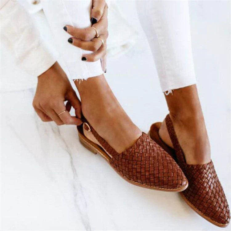 Beau - Handcrafted moccasins