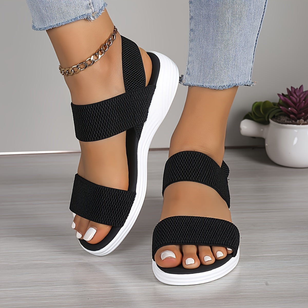 Brookly - Lightweight Stretch Sandals