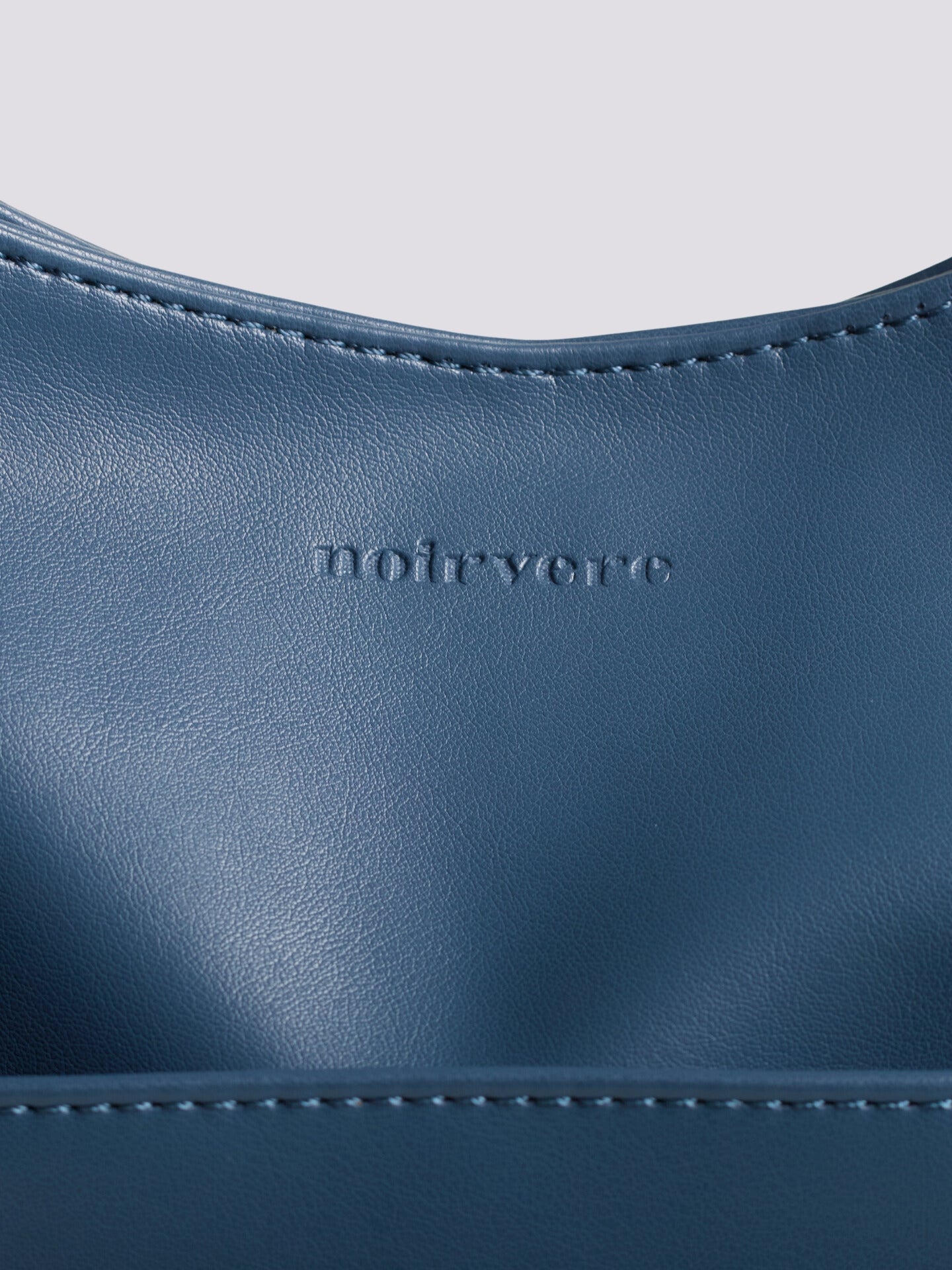 Bella Noir Shoulder Bag