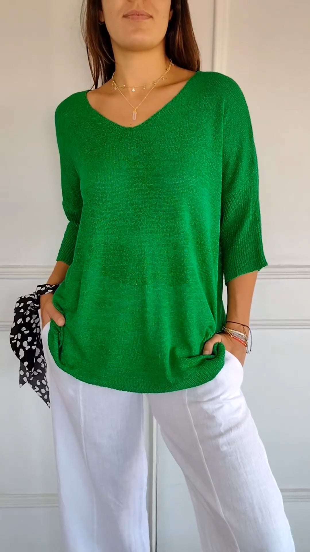 Luxe - V neck mesh top