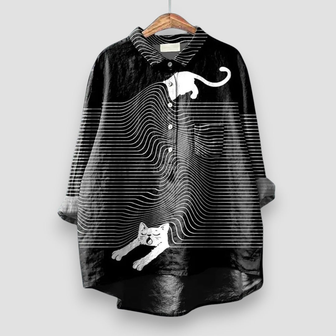 Elowyn - Women's shirt with dog print