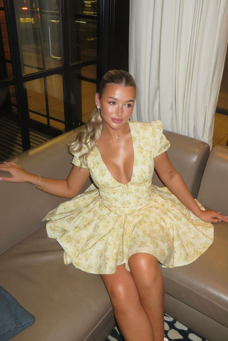Vivienne - Floral Mini Dress