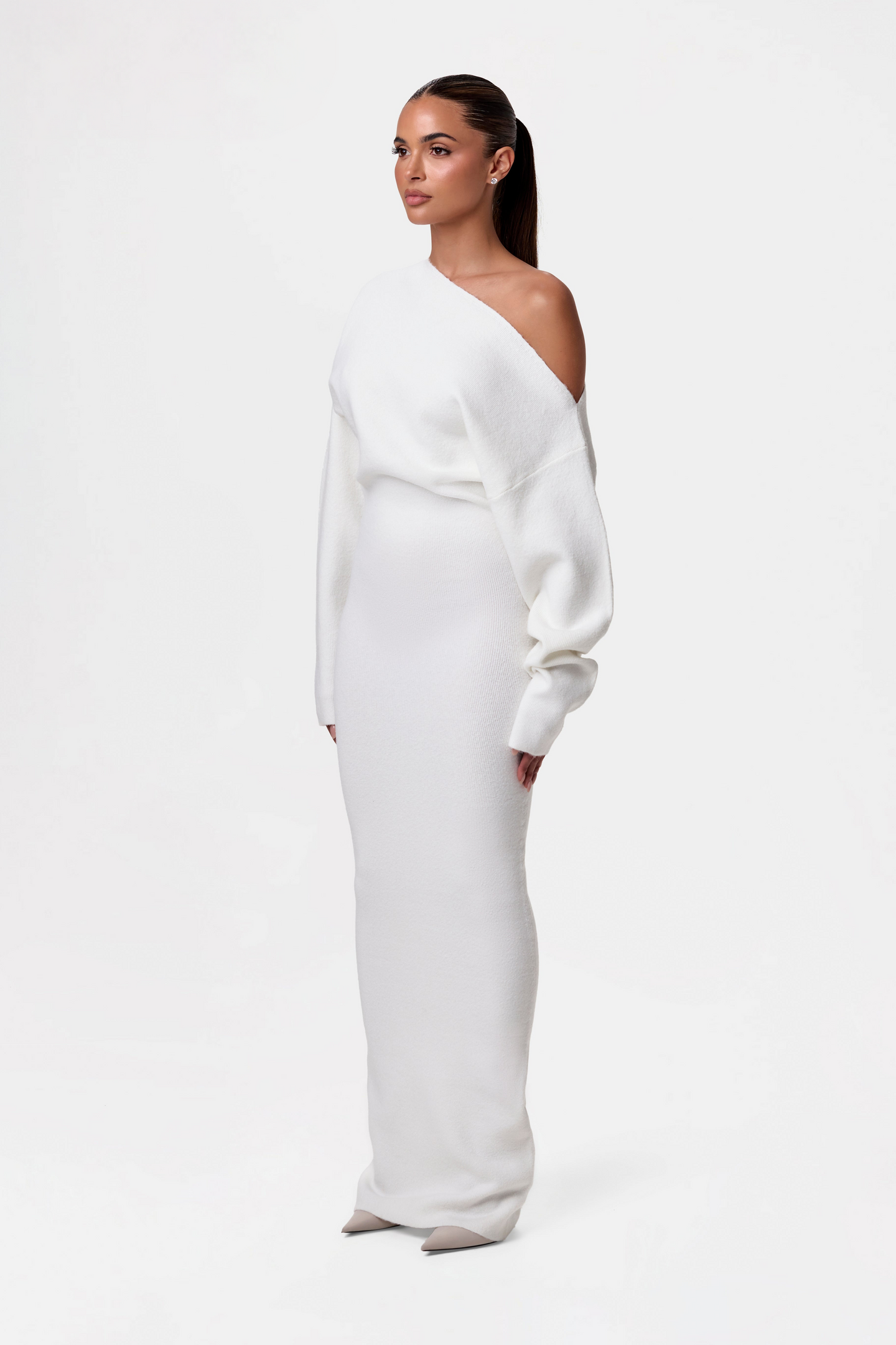 Talmaiya - Off shoulder sweater dress