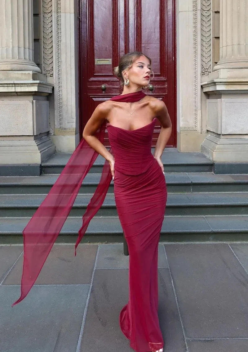 Aniyah - Strapless Bodycon Maxi Dress