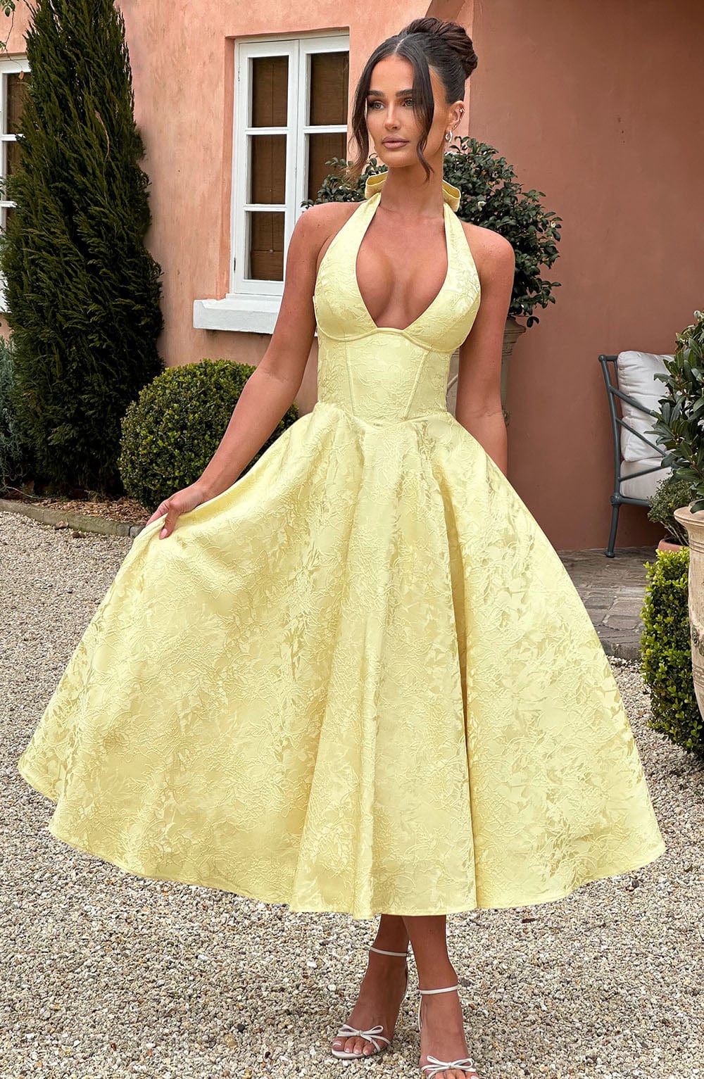 Esmeralda - Halter Sleeveless Midi Dress