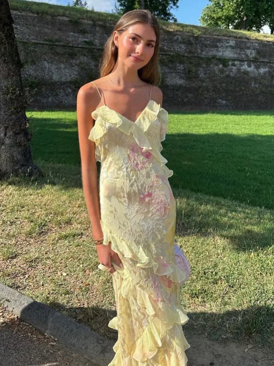 Cassidy - Charming Ruffle Dress